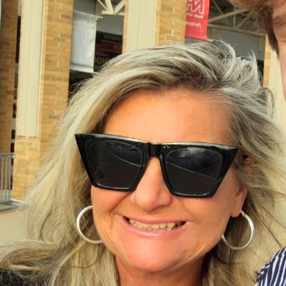 Meet your Posher, Maureen